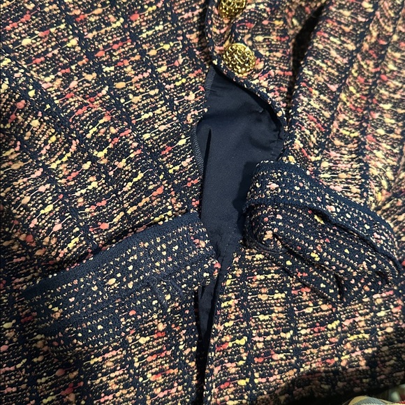 St. John Blue and Pink Tweed Blazer - Picture 13 of 13